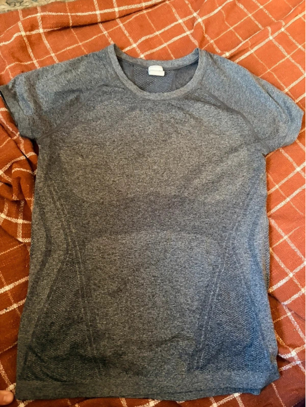 Athleta grey workout tshirt large